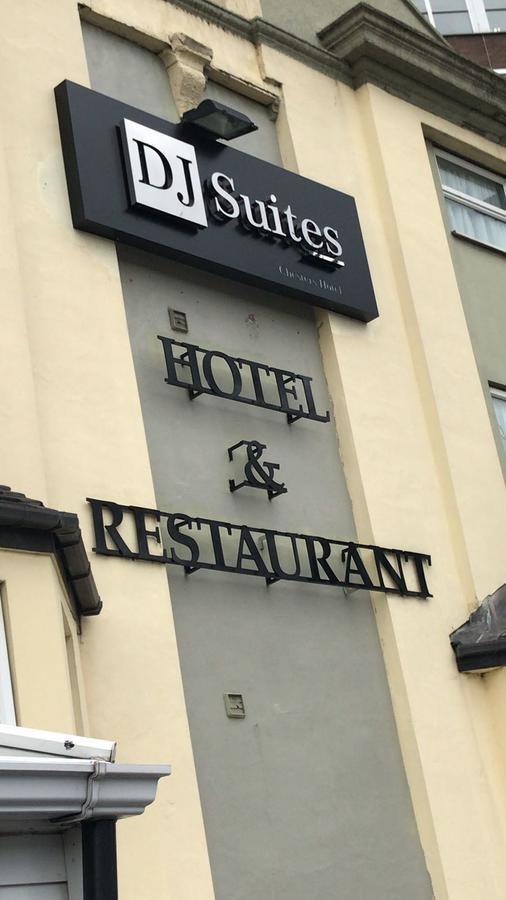 ดีเจ สวีท ดิ เอลเลเมนต์ Hotel ซัลฟอร์ด ภายนอก รูปภาพ